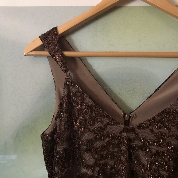 Searle (Ronnie and Irit) Lace Dress - Picture 6 of 8